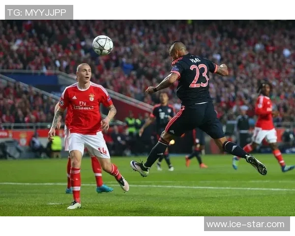 穆勒点射绝杀！拜仁慕尼黑逆转击败切尔西，晋级欧冠四强