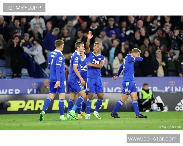 沙尔克04客场遗憾战平美因茨，保级形势严峻