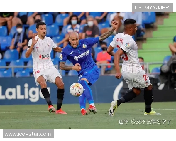 阿尔梅里亚主场击败埃瓦尔，重返胜利轨道：勇气与信念的胜利